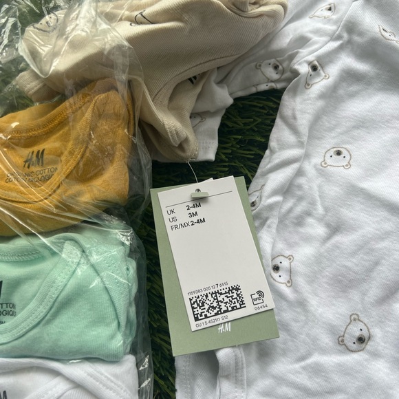NWT H&M baby boy girl onesies long sleeves 5 pc set bundle - Picture 4 of 4